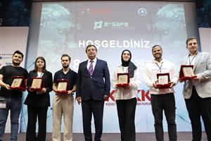 Rektör Arıbaş: Kişisel veriler milli güvenlik meselesidir